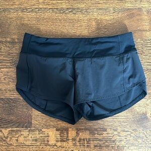 Lululemon Speed Up Shorts - Low Rise 2.5 Inch
